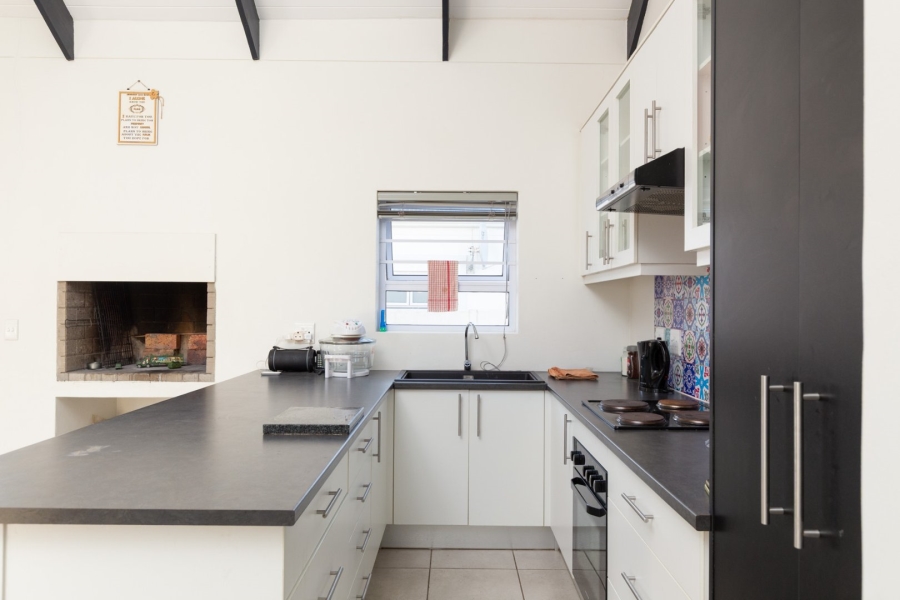 2 Bedroom Property for Sale in Laaiplek Western Cape